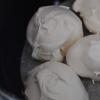 3 ways to make delicious meringue at home